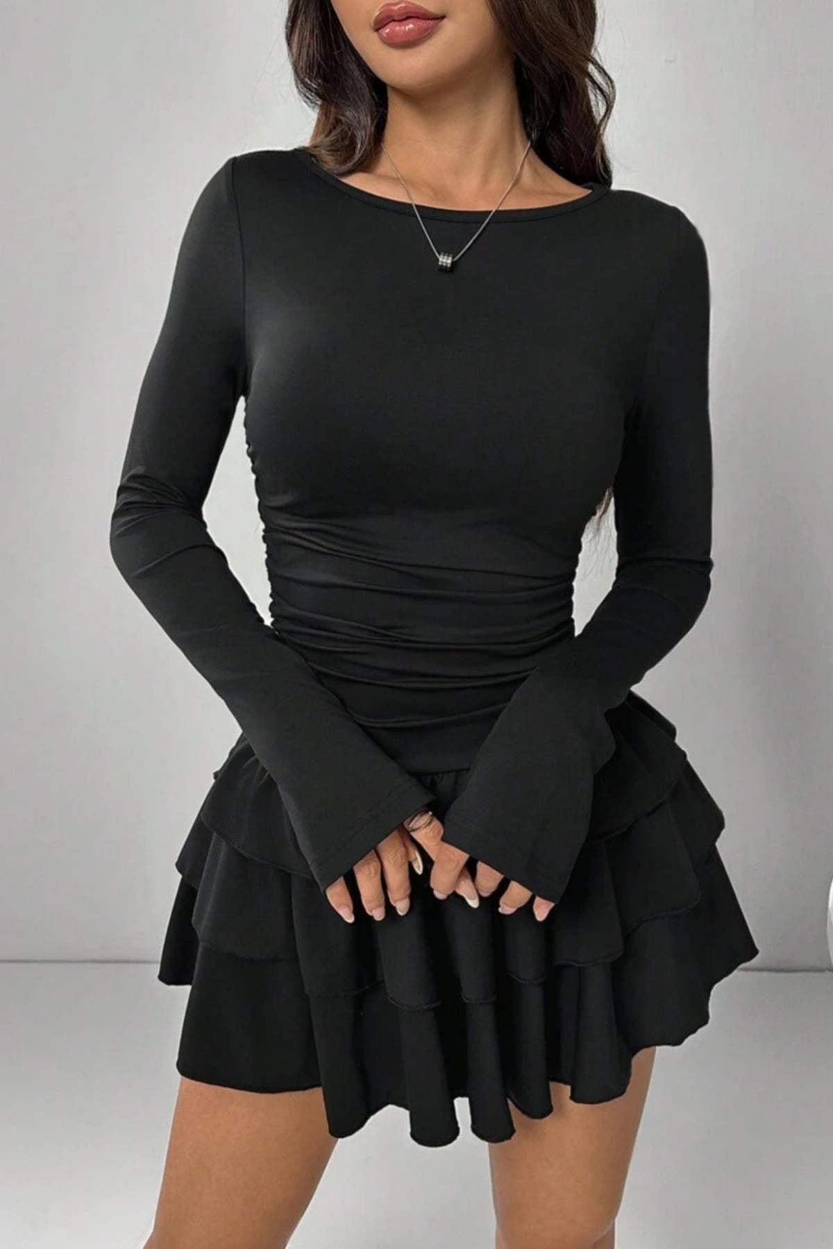 Мини рокля с волани и многопластови мотиви - Черна