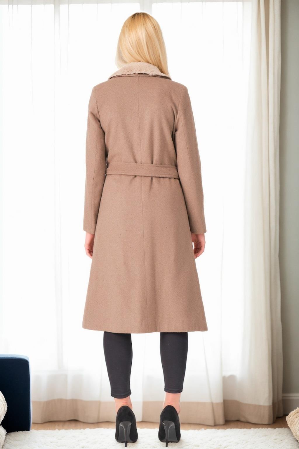 Z9671 DEWBERRY WOMEN&#039;S COAT-BEIGE