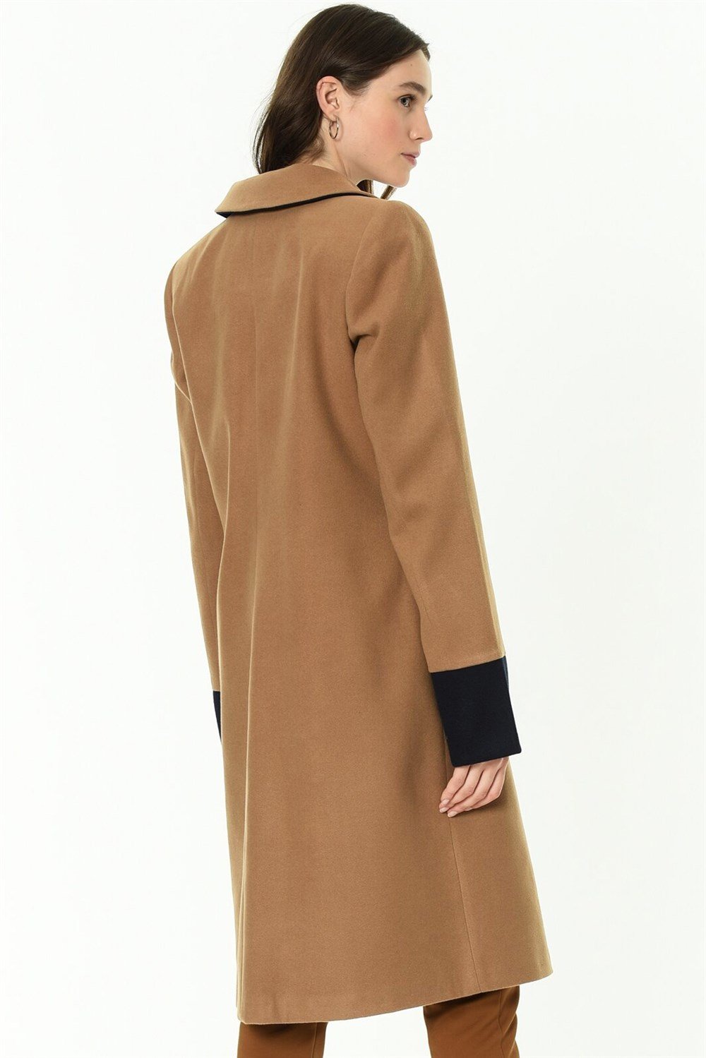 Z6640 DEWBERRY LADIES' COAT-LIGHT CAMEL