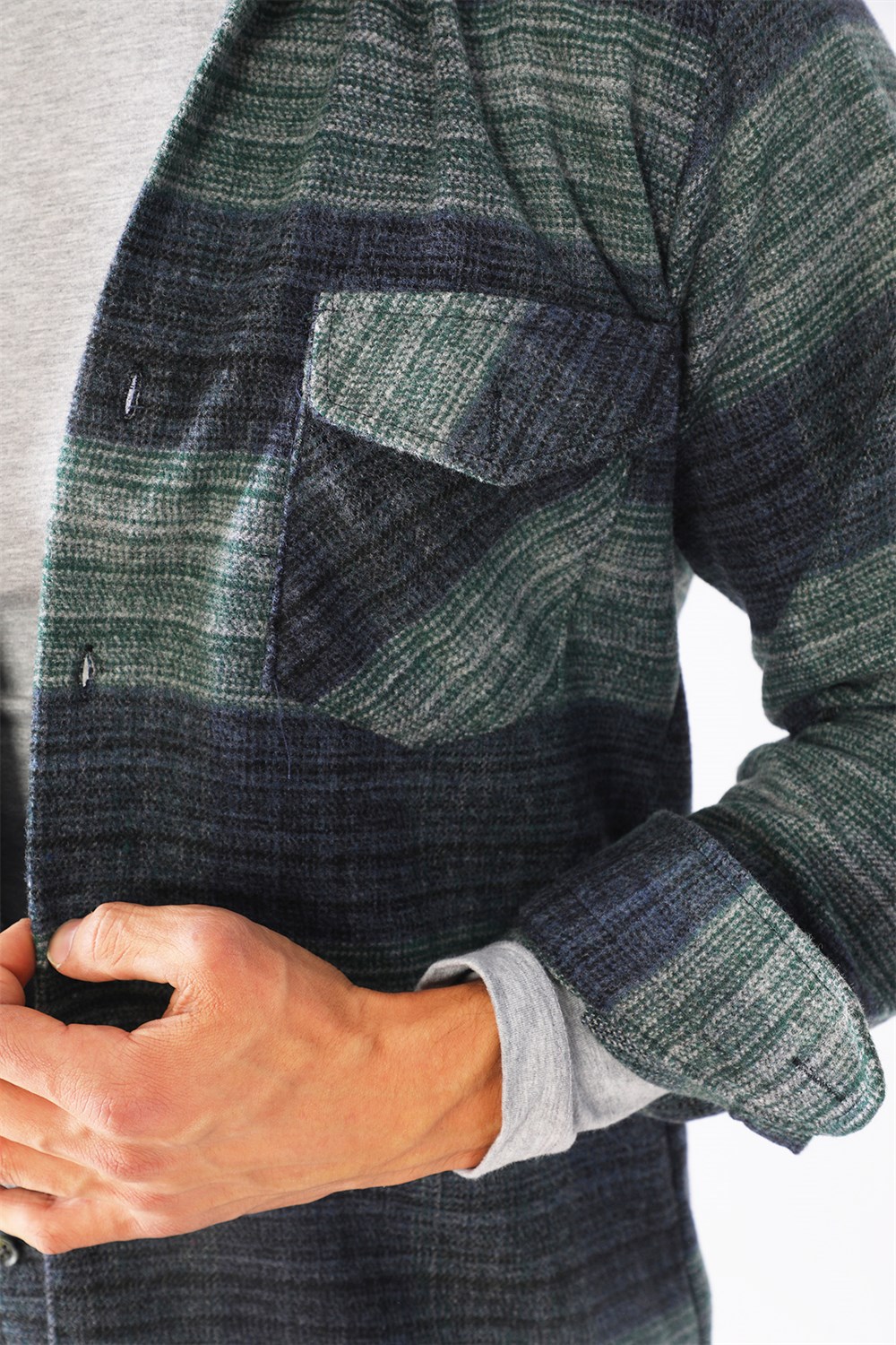 G697 DEWBERRY MEN'S SHIRT-GREEN-NAVY BLUE