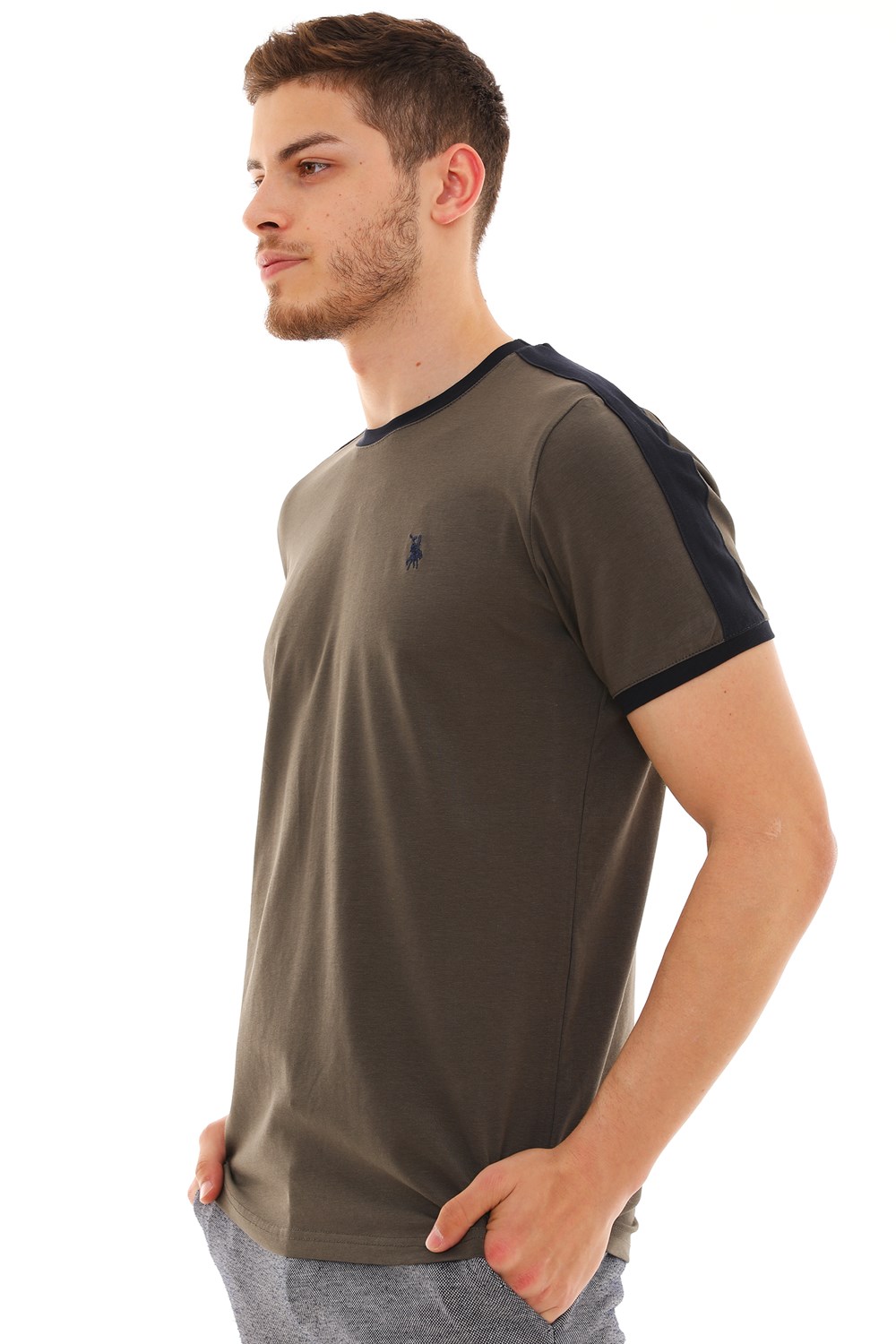 Tricou barbati, dewberry