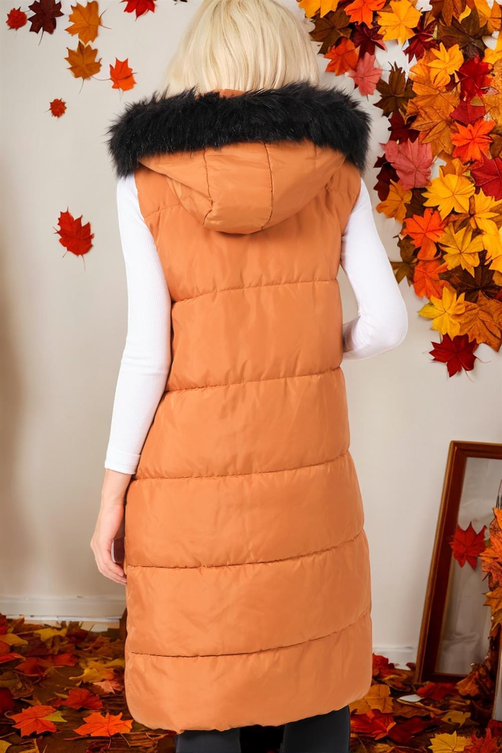 Z6741 DEWBERRY WOMEN'S VEST-PLAIN TAN