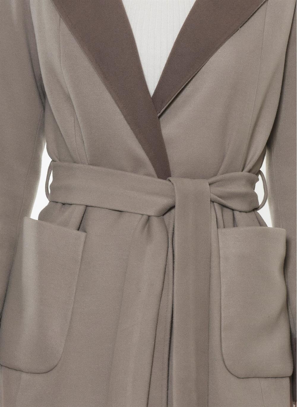 Z6422 DEWBERRY WOMEN'S COAT-PLAIN BEIGE
