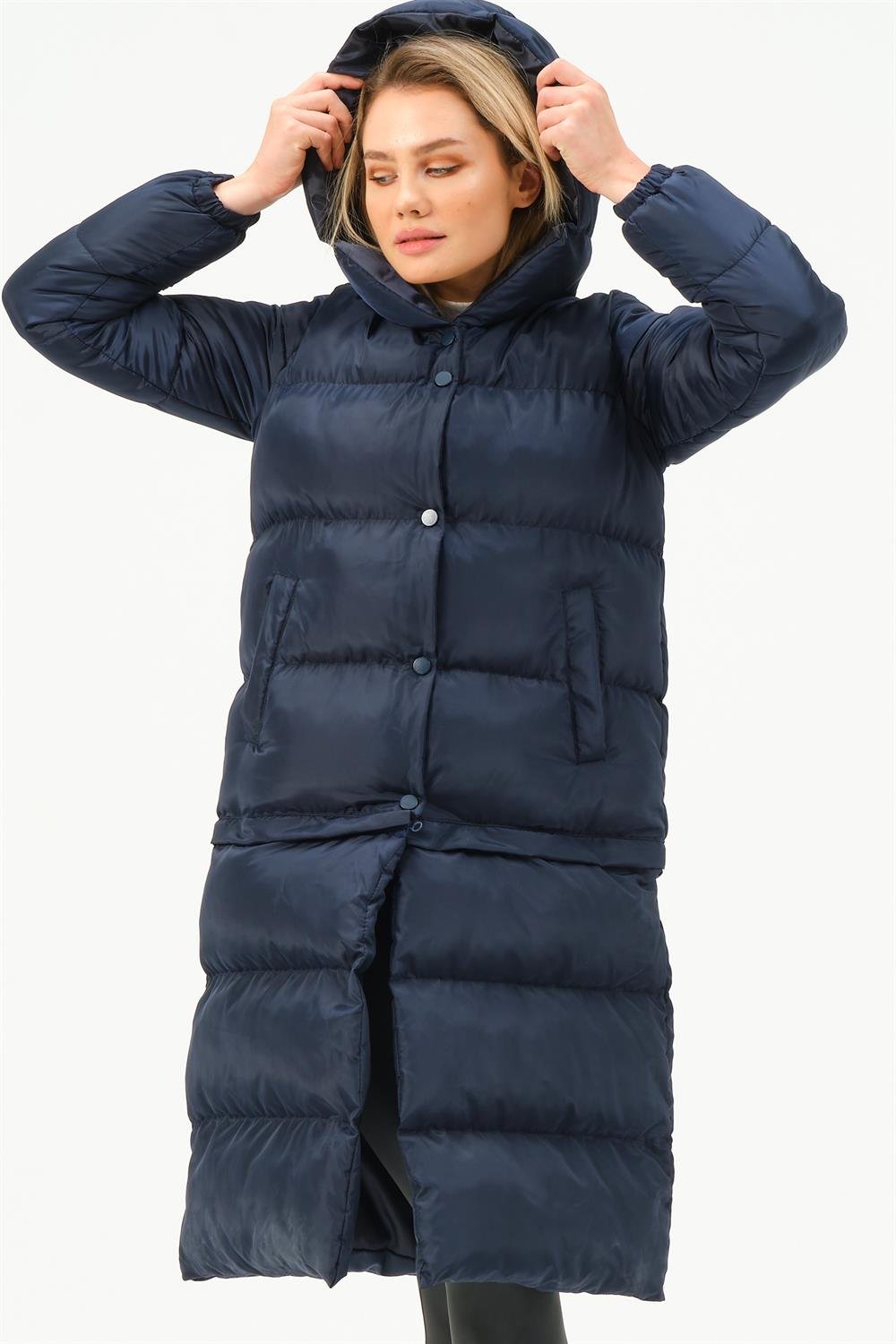 Z6772 DEWBERRY SHORTENABLE WOMEN'S COAT-LACQUER