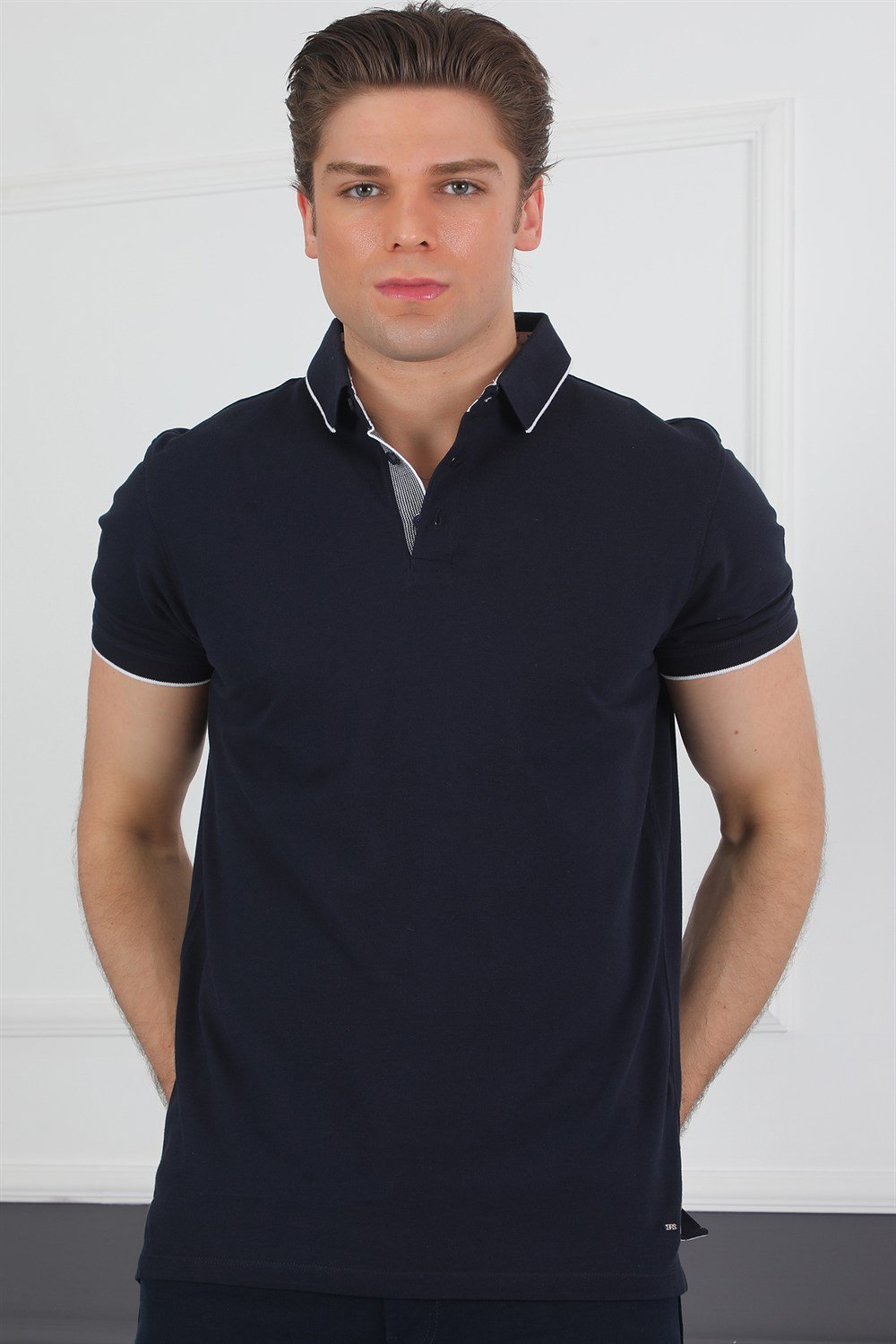 T8579 DEWBERRY MEN'S T-SHIRT-NAVY BLUE
