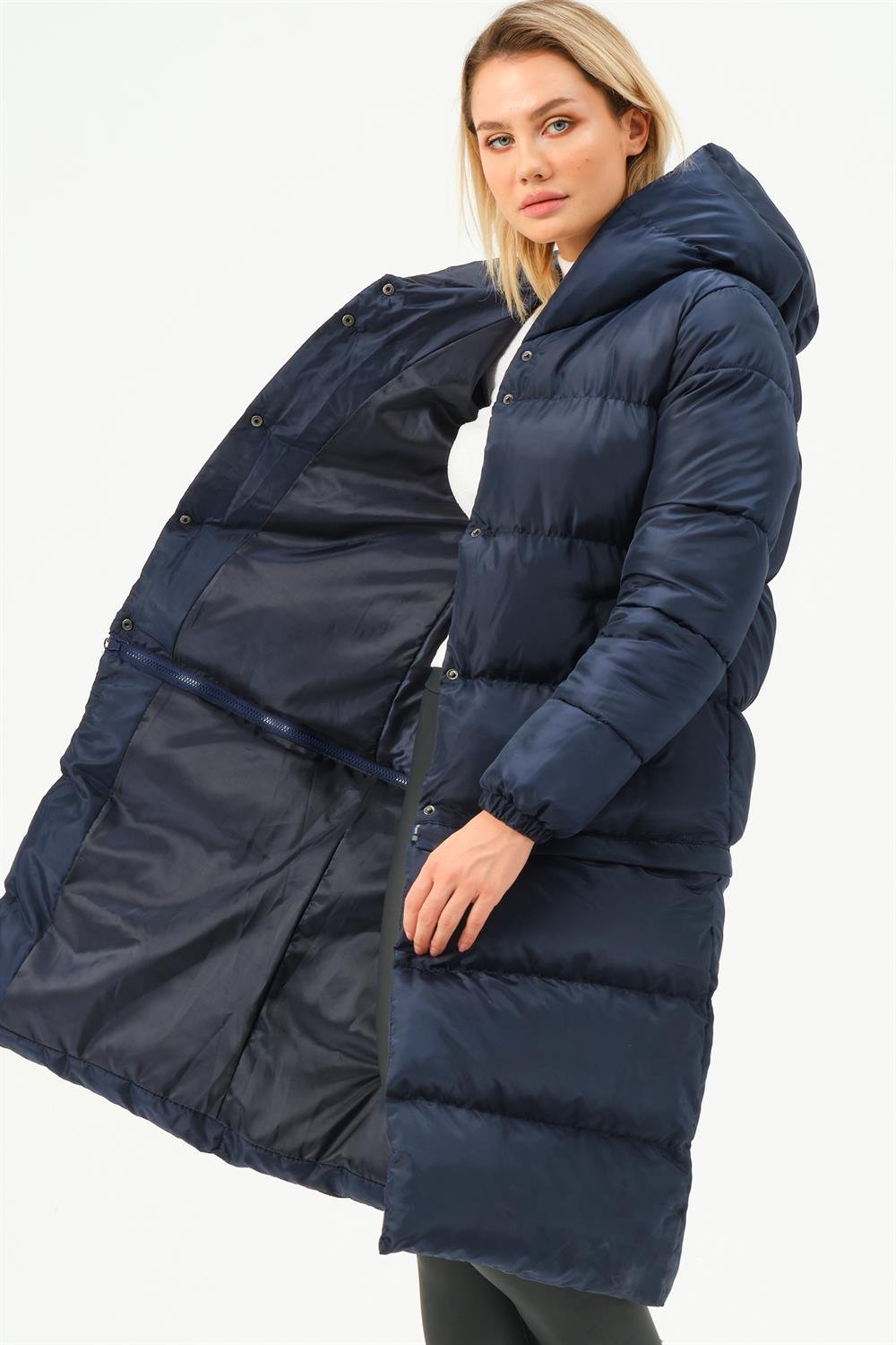 Z6772 DEWBERRY SHORTENABLE WOMEN'S COAT-LACQUER