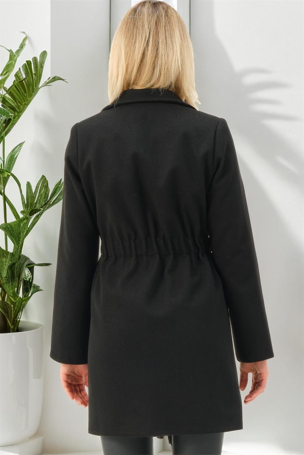 Z6778 DEWBERRY WOMEN'S COAT-PLAIN BLACK