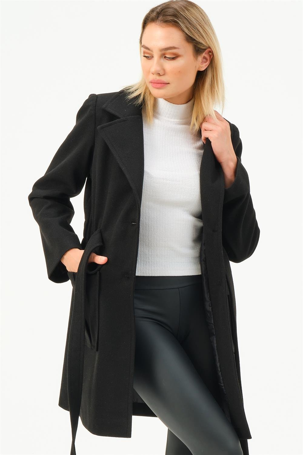 Z6778 DEWBERRY WOMEN'S COAT-BLACK