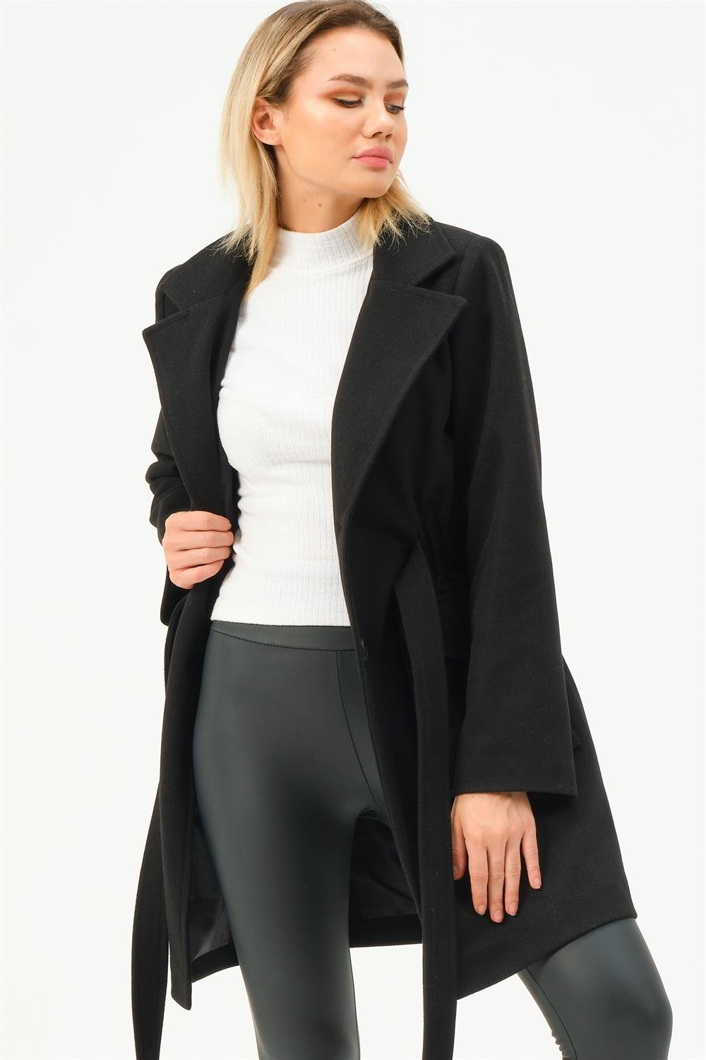 Z6778 DEWBERRY WOMEN'S COAT-BLACK