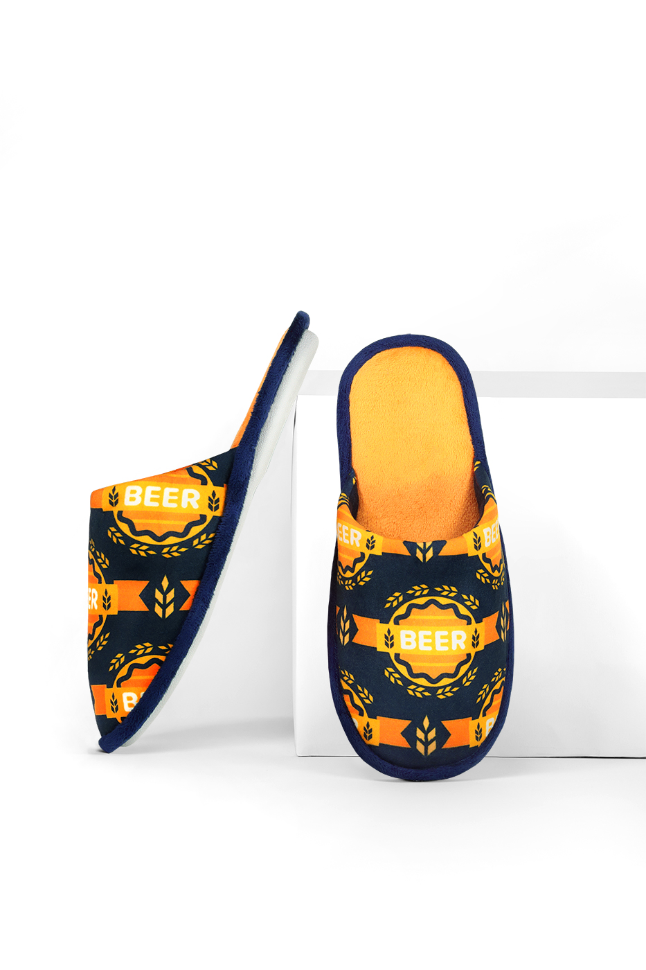 Men&#039;s Slippers Beer emblem - Frogies