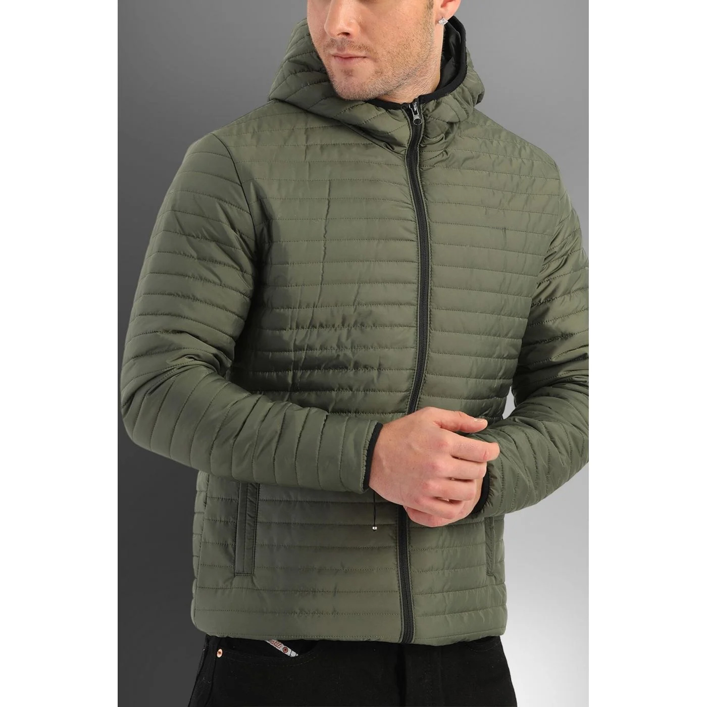 D1fference Pánsky khaki zimný kabát s kapucňou, vodeodolný a vetruodolný. Vnútorná podšívka.