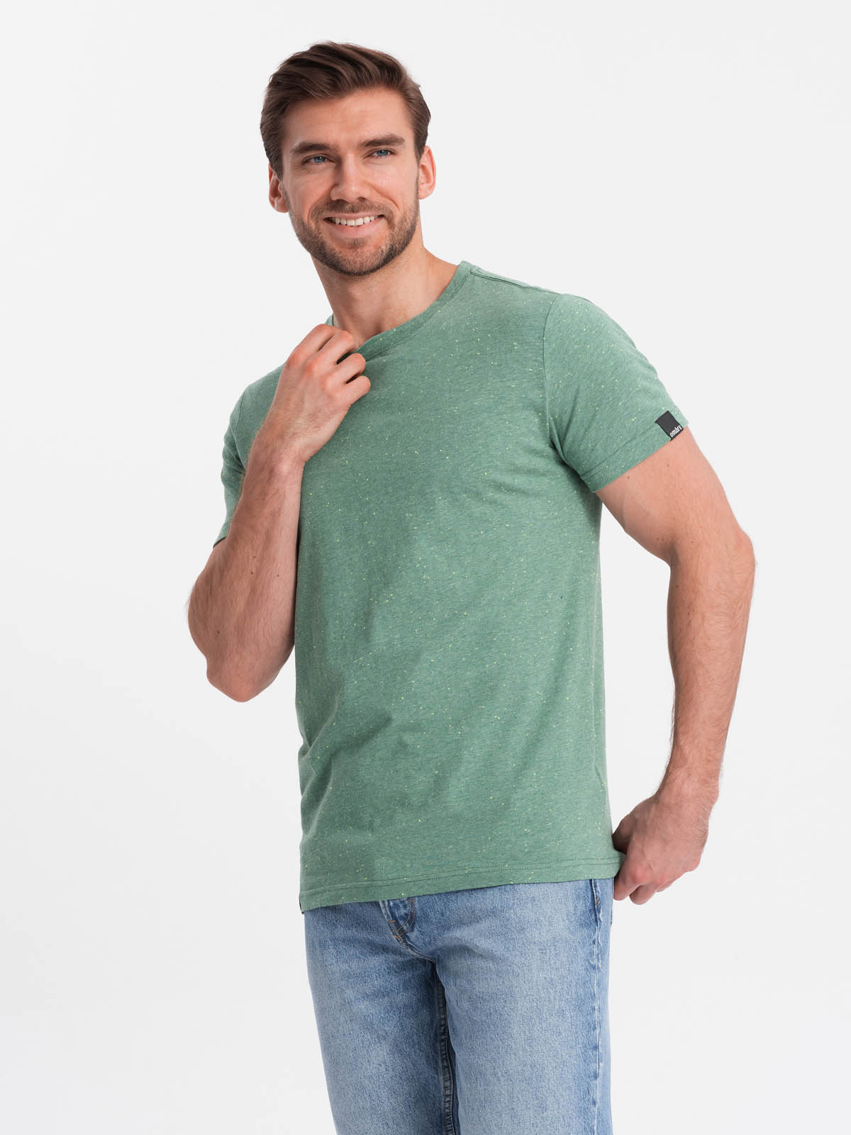 Levně Ombre BASIC men's t-shirt with decorative pilling effect - green