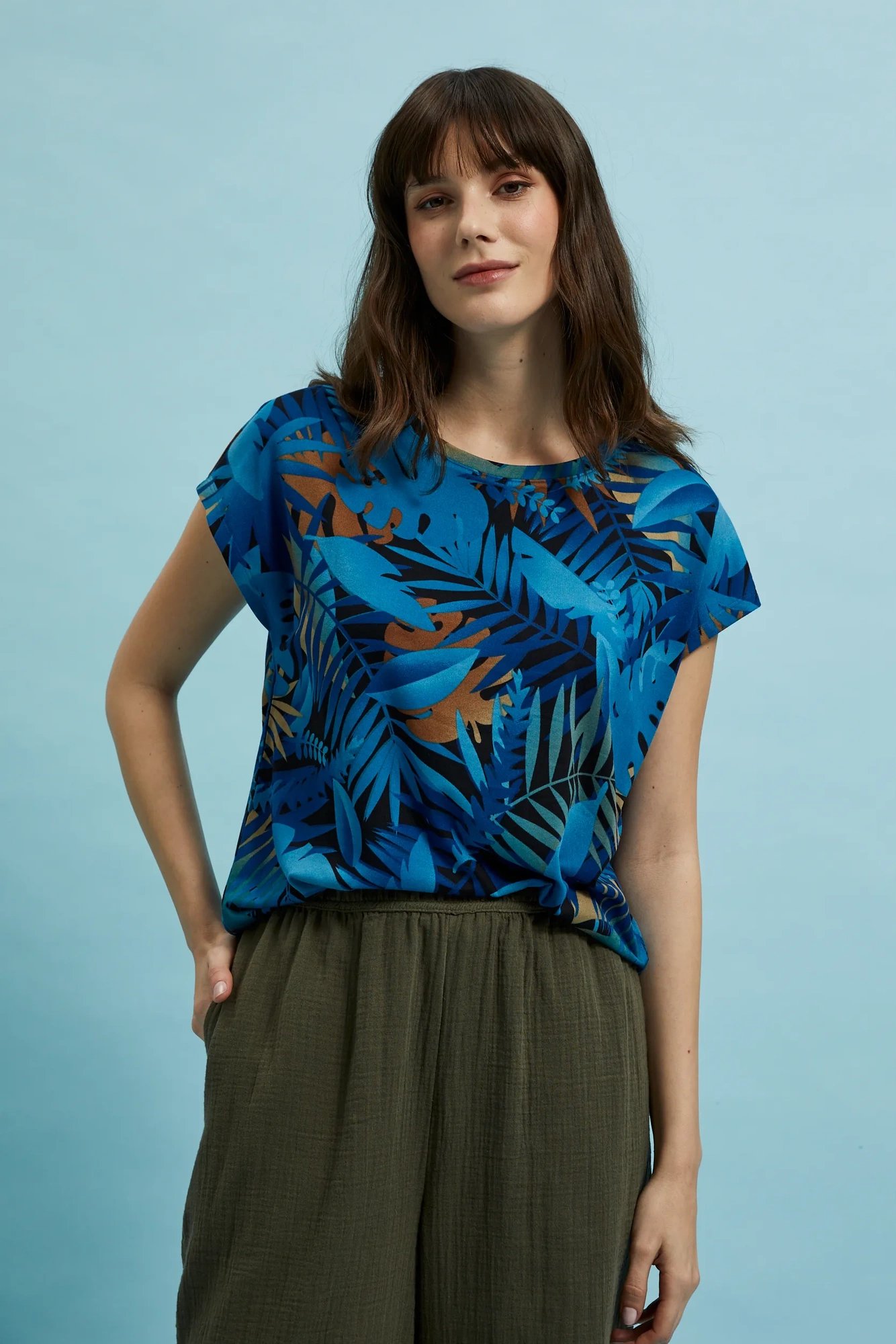 Women's T-shirt MOODO With Tropical Pattern - Dark Blue