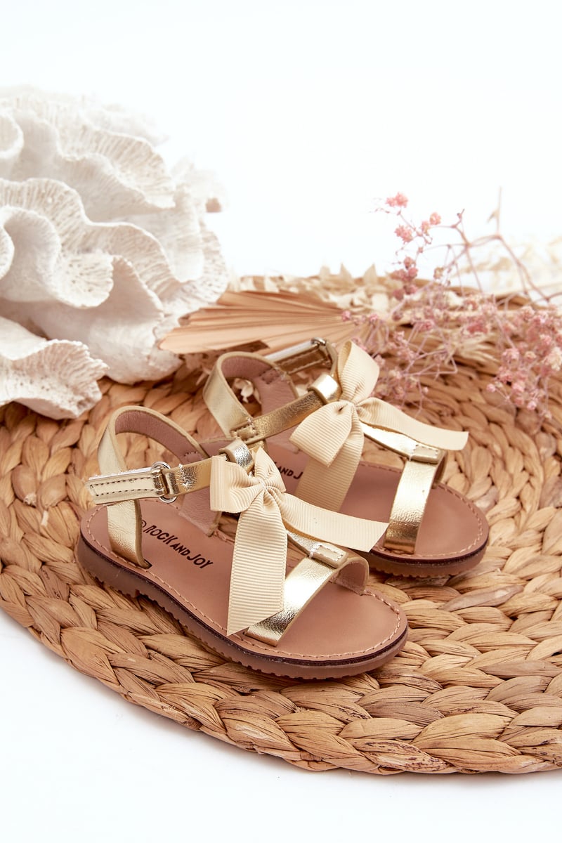 Children's sandals with velcro bow, gold Joratia