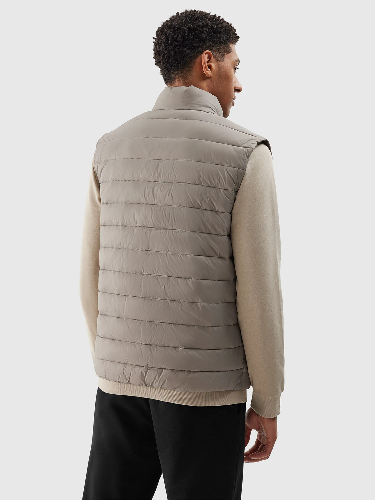 Men&#039;s down vest with recycled 4F filling - beige