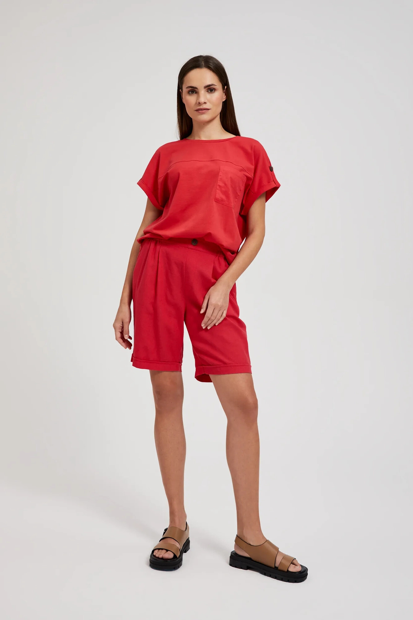 Women's T-shirt with pocket MOODO - red