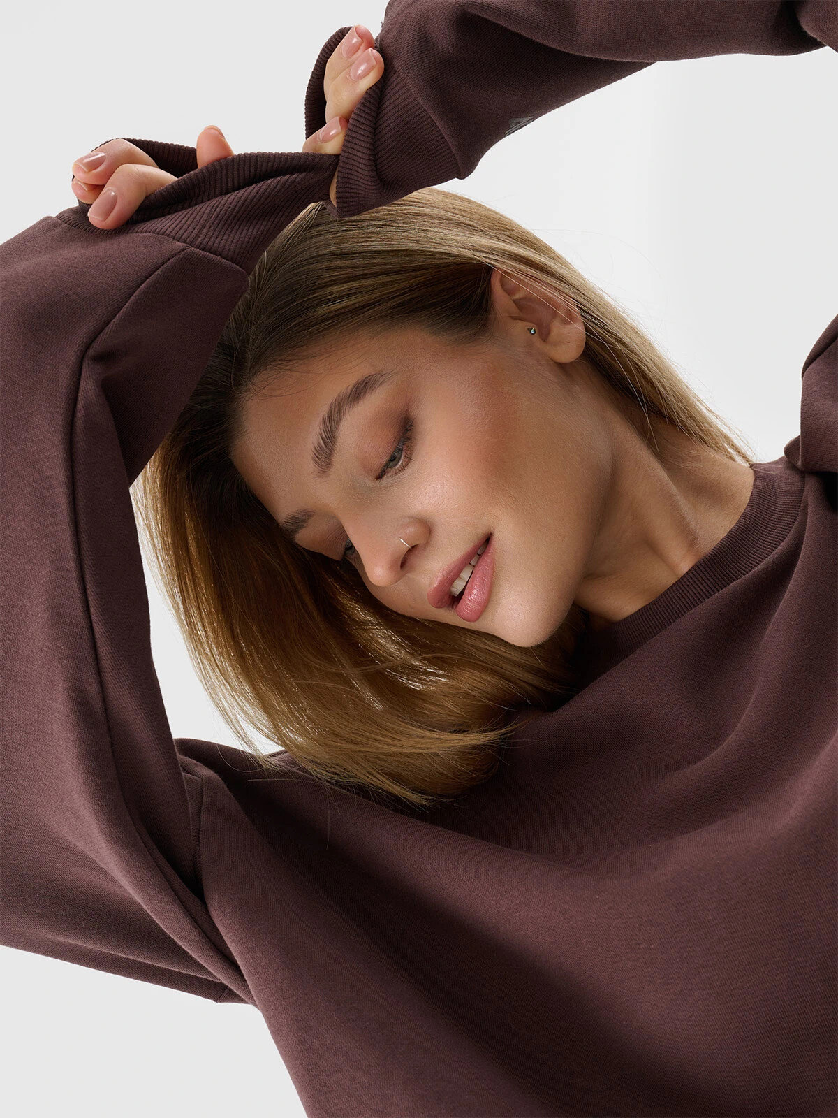 Women's Oversize Sweatshirt without Closure and Hood 4F - Brown