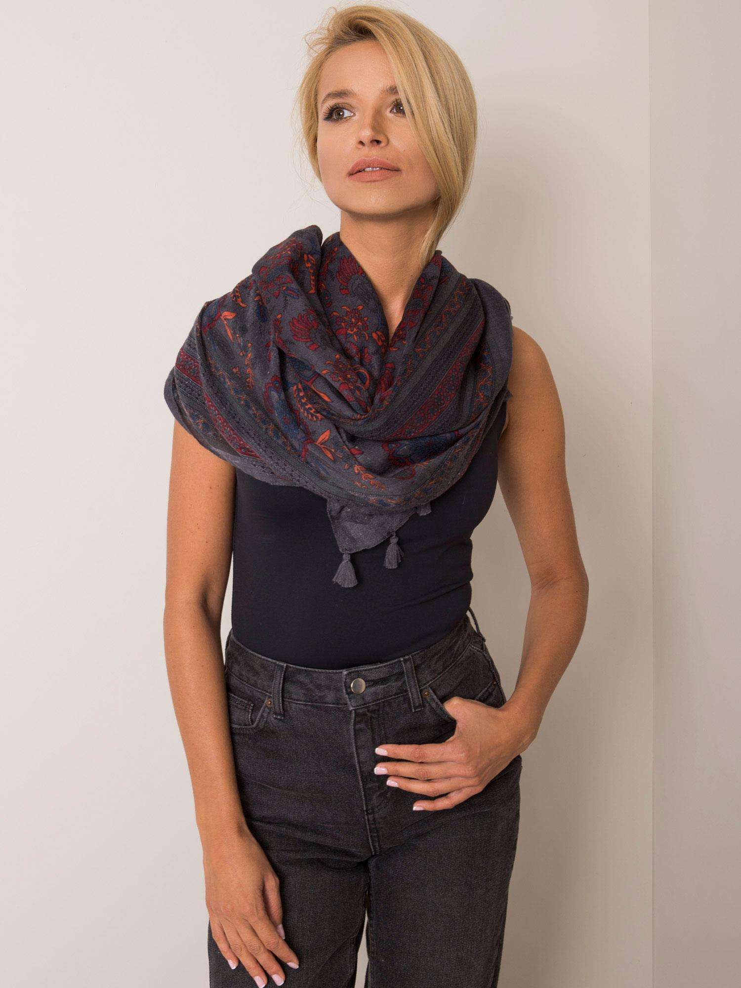 Gray scarf with floral patterns
