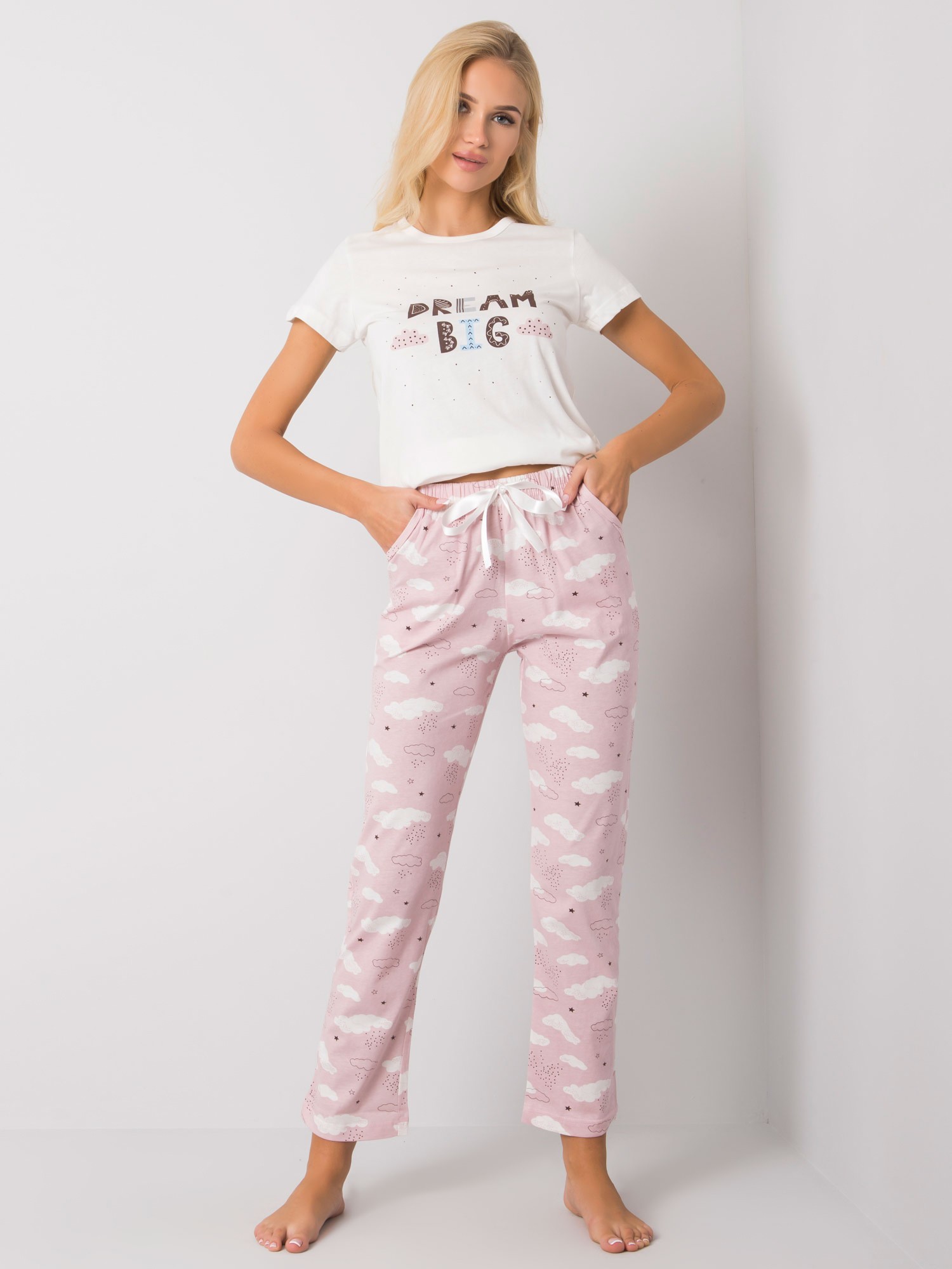 Two-piece white pajamas with print