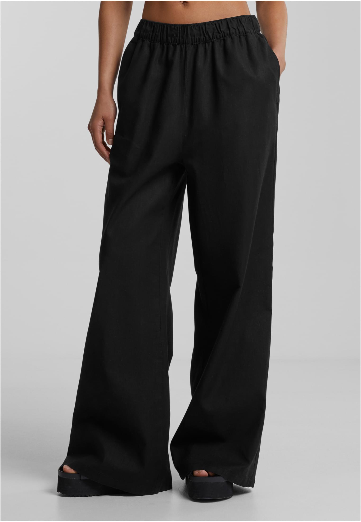 Women's Wide-legged Trousers - Black