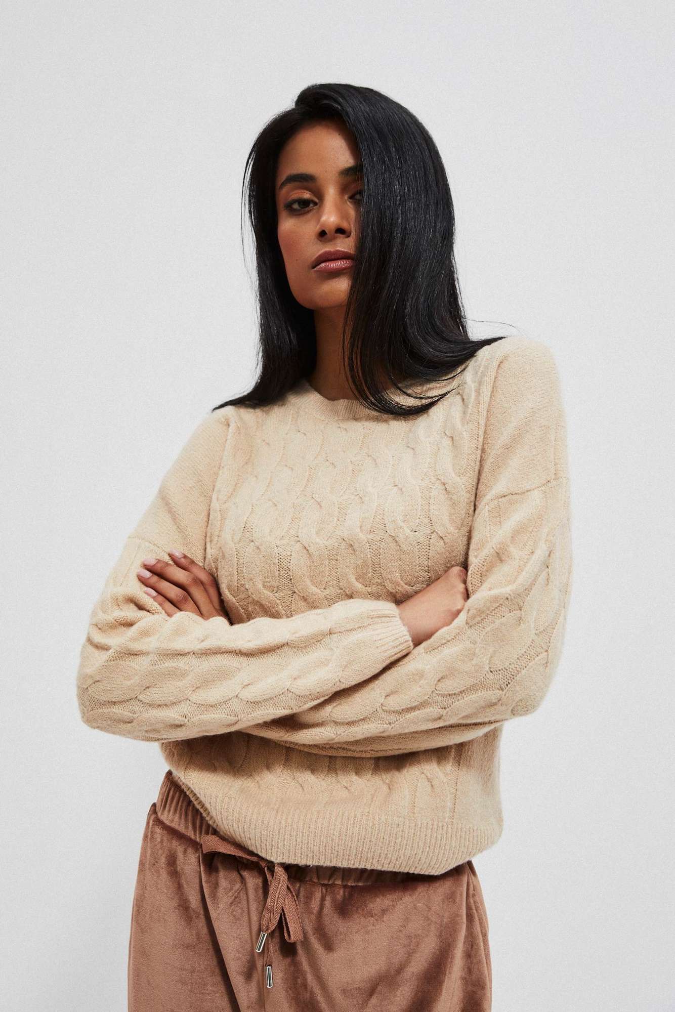 Sweater with decorative knit - beige