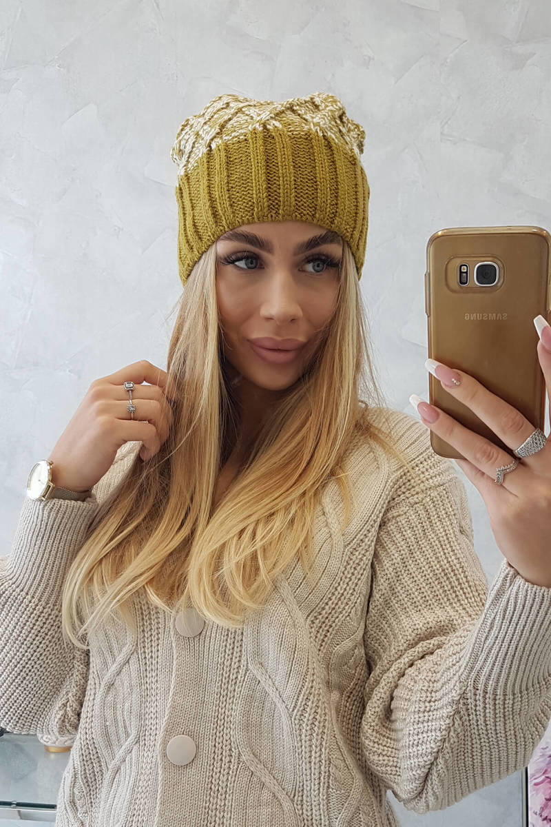 Beanie with fleece Milano K203 ecru melange+kiwi