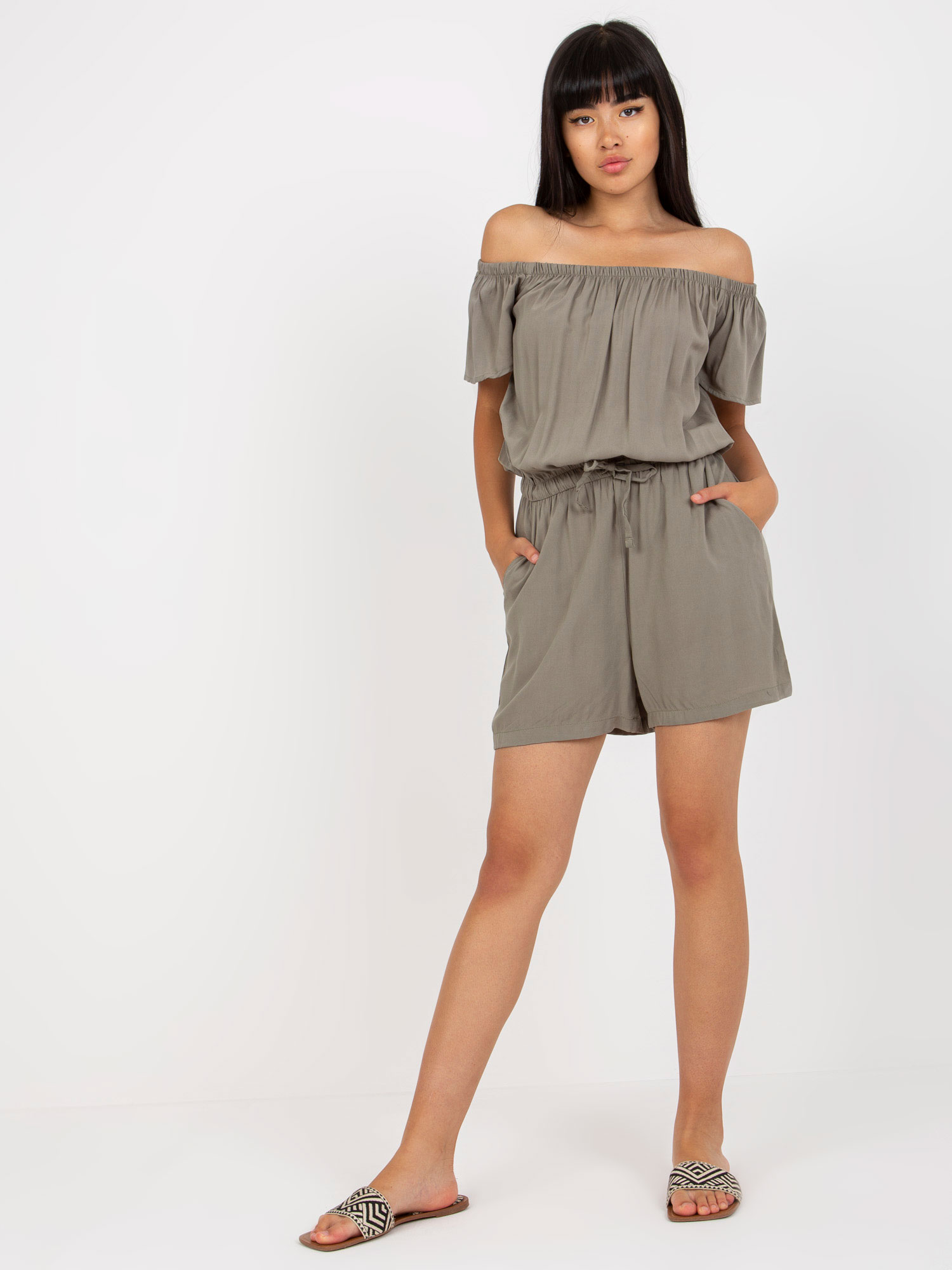 khaki-short-spanish-jumpsuit-with-sublevel-pockets