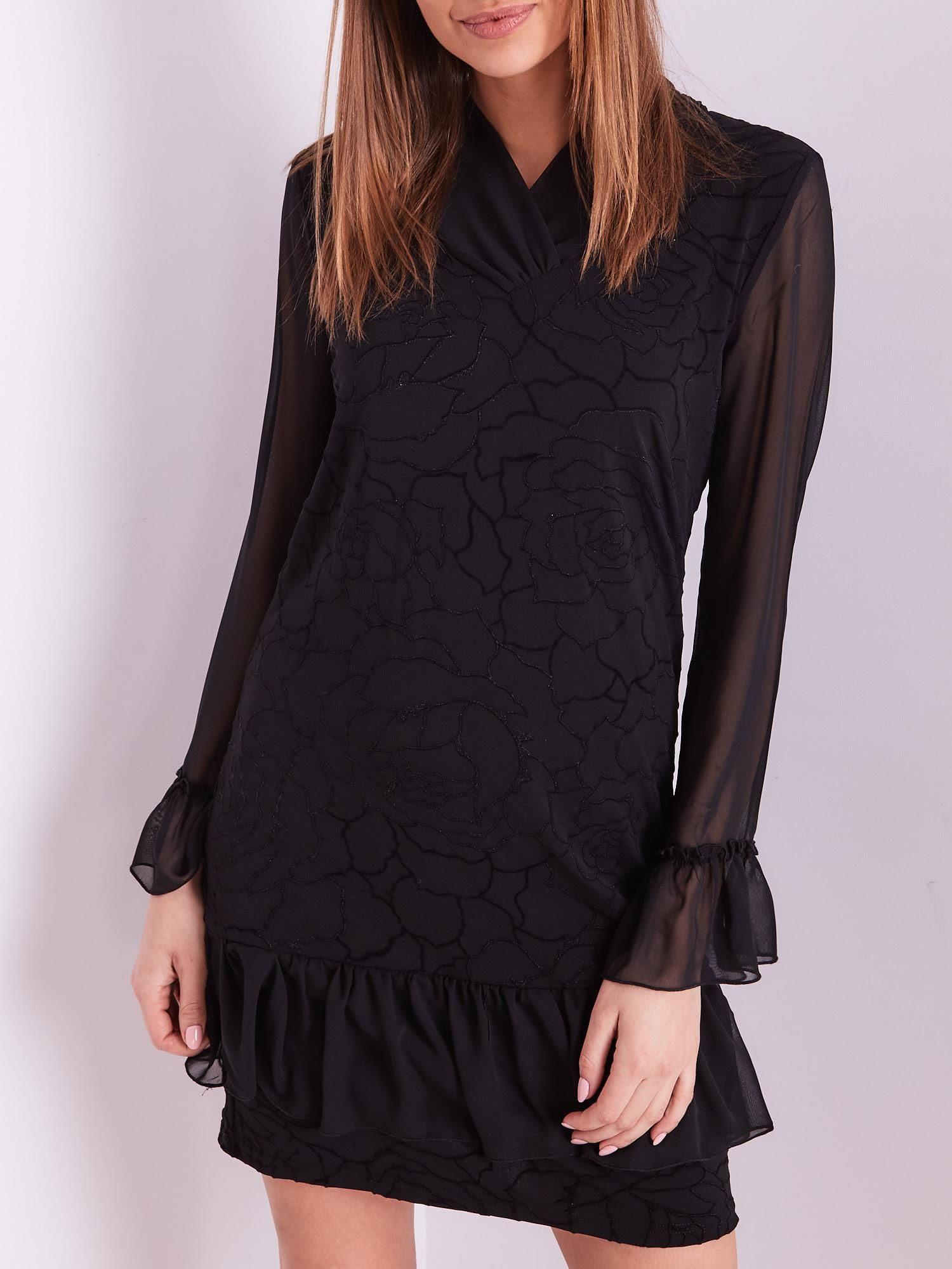Levně Černé šaty s jemným květinovým vzorem