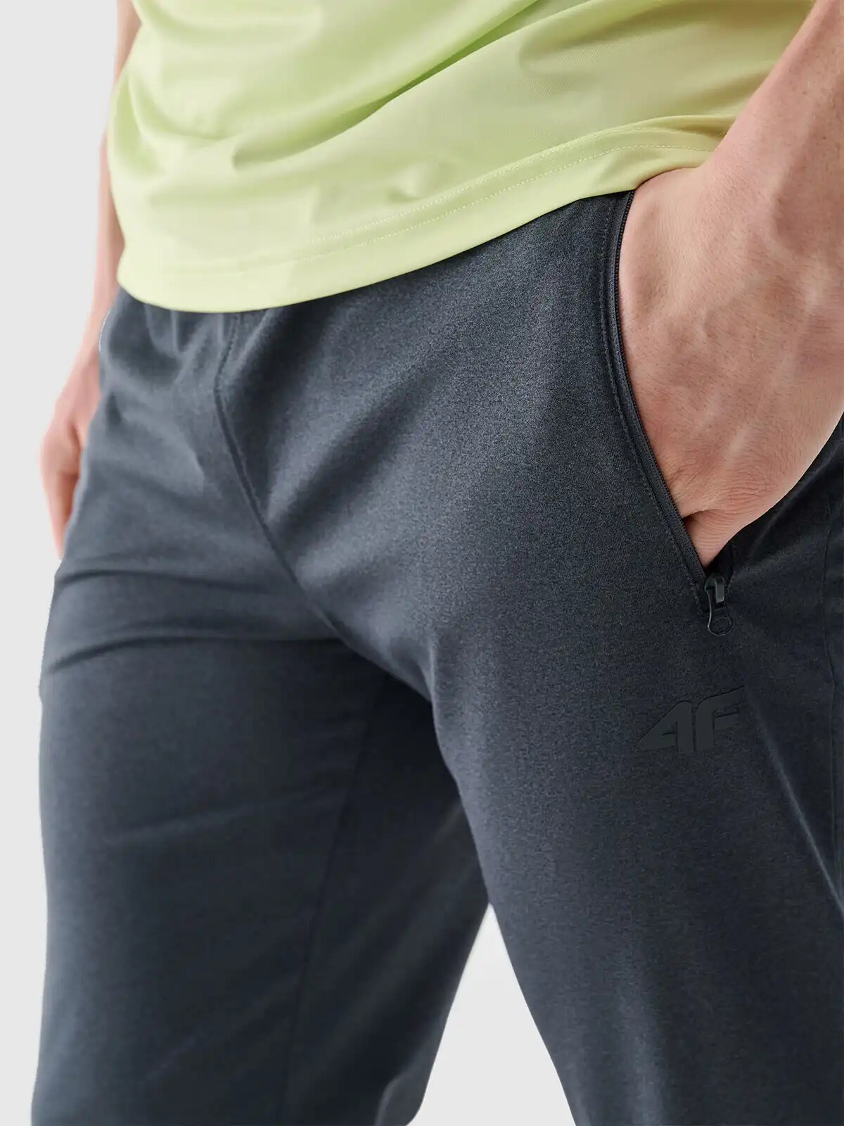 Men's sports pants 4F
