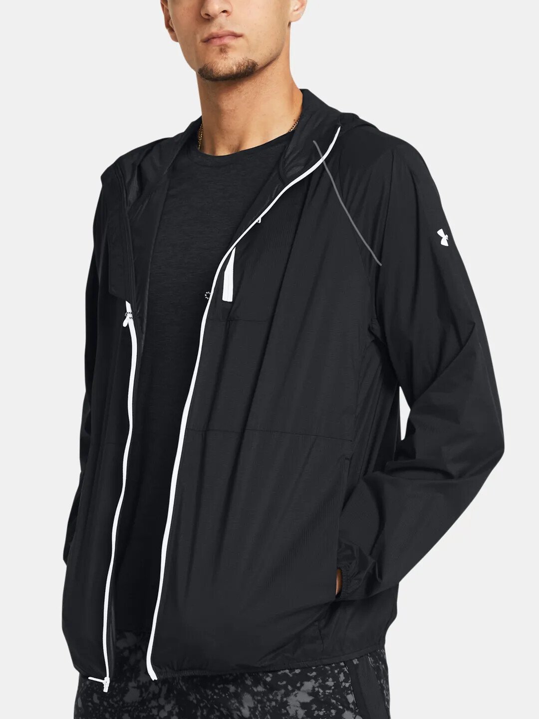 Pánská bunda Under Armour LAUNCH LIGHTWEIGHT JKT