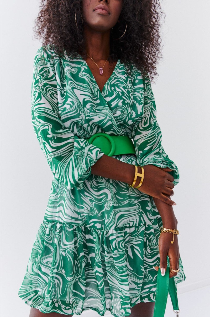 Rochie verde din sifon cu o curea largă