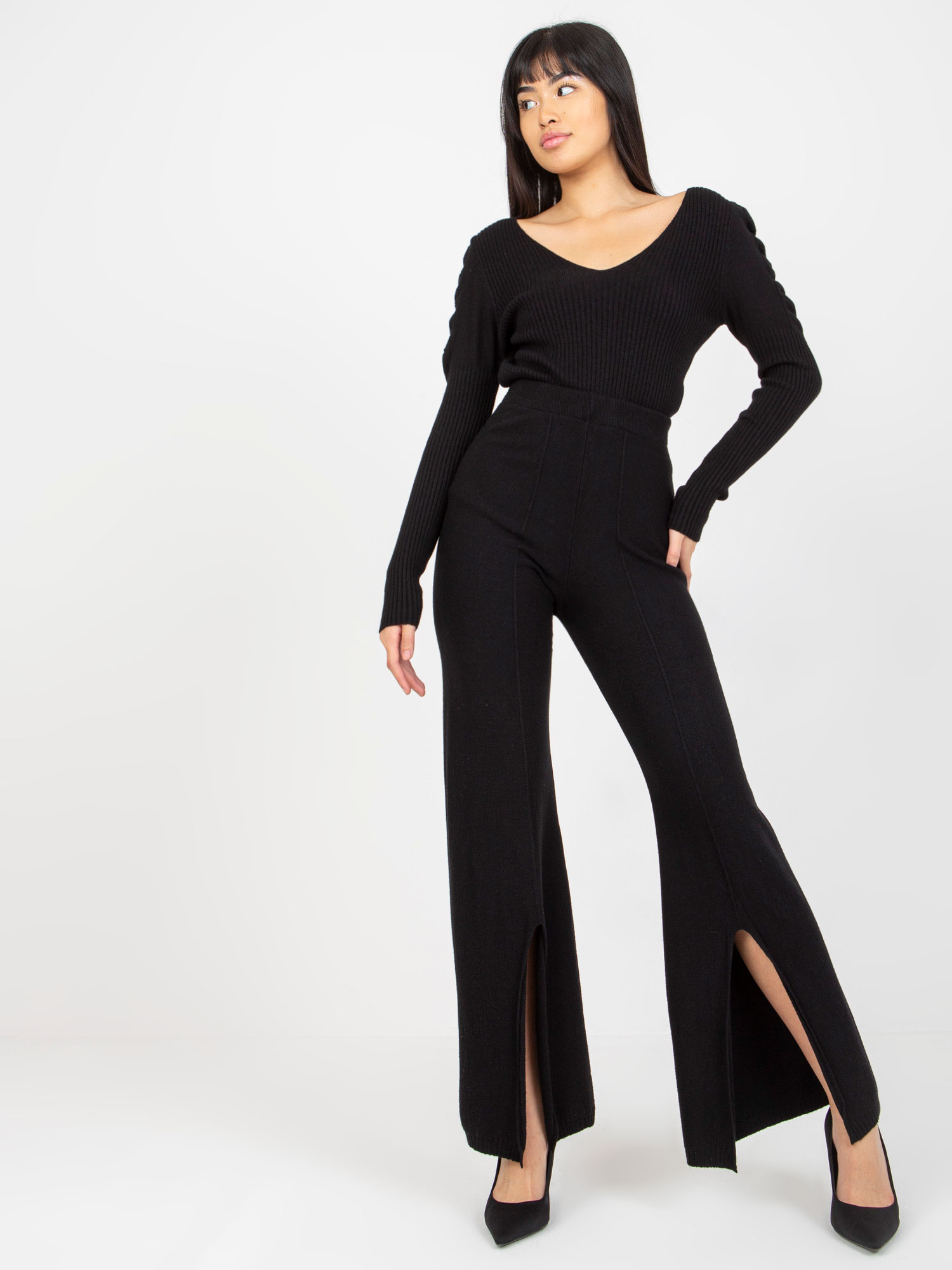 Black knitted trousers with high waist