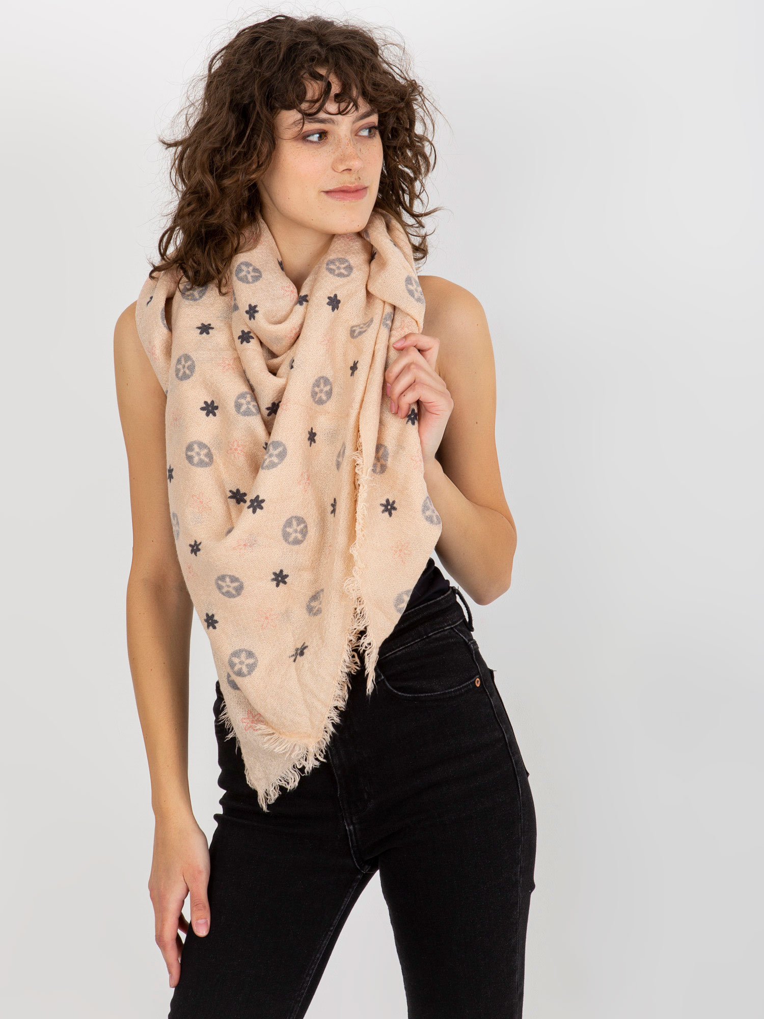 Women's scarf with print - pink