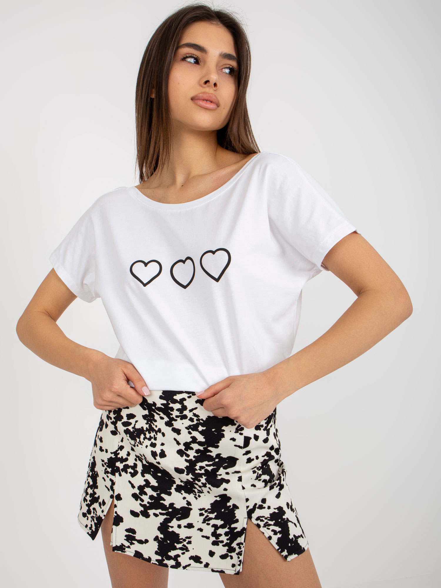 Levně Černobílé dámské tričko s potiskem Amor RUE PARIS