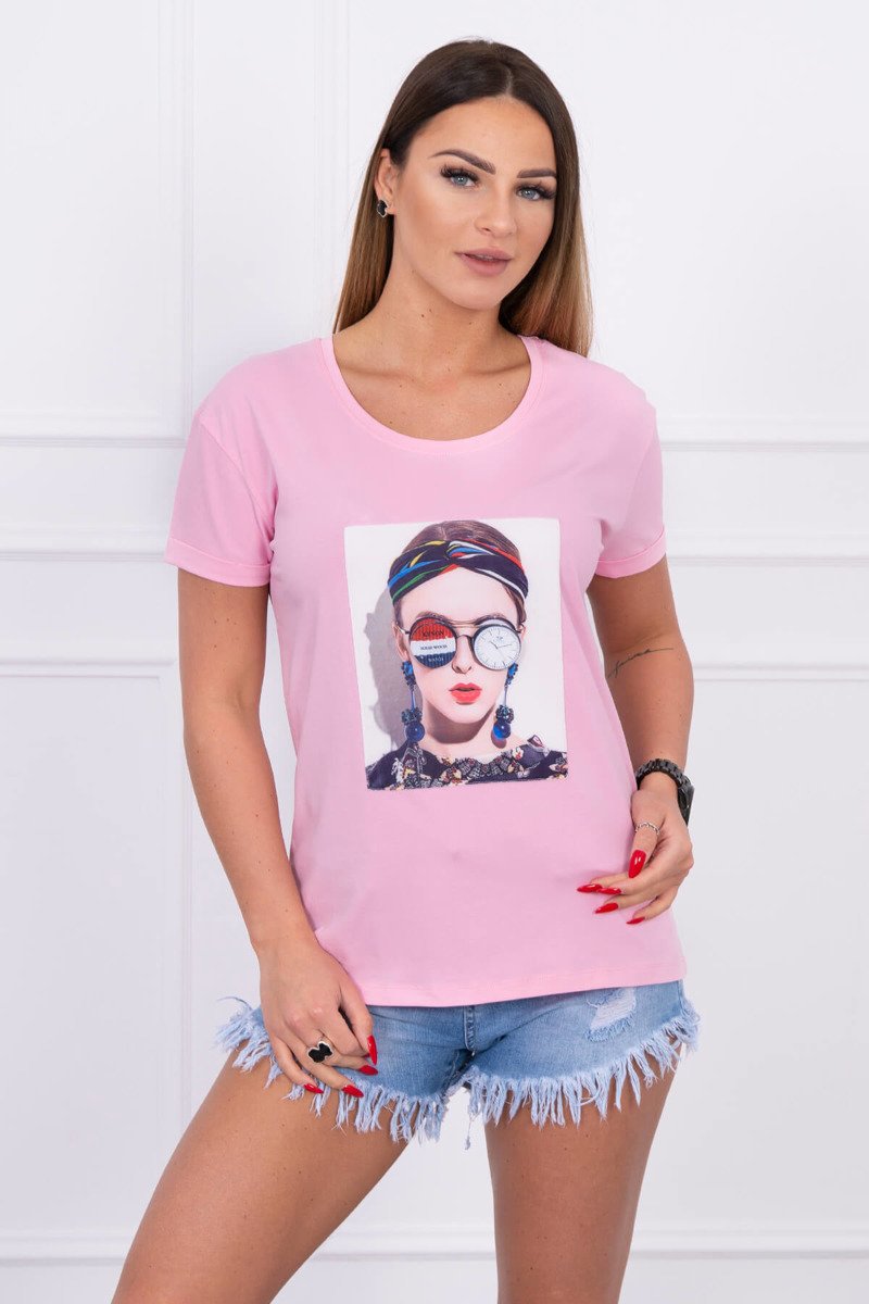 Levně Halenka s dámskou grafikou pudrově růžová