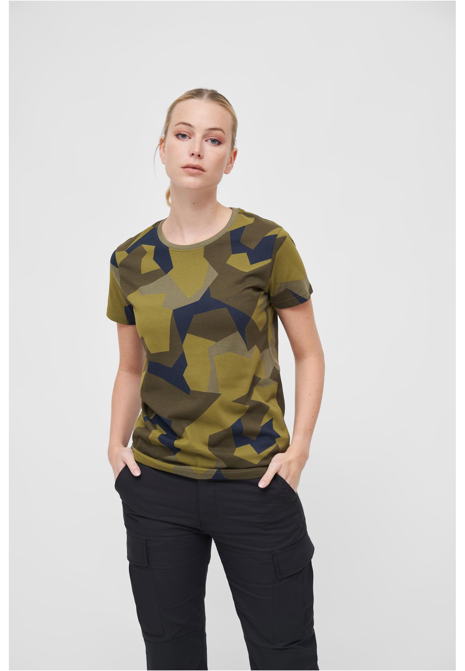 Women's T-shirt in Swedish camouflage