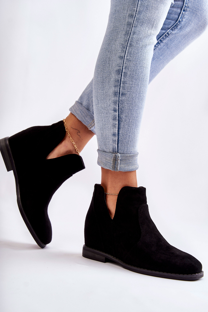 Suede boots with cut-outs on flat heels black Henriette