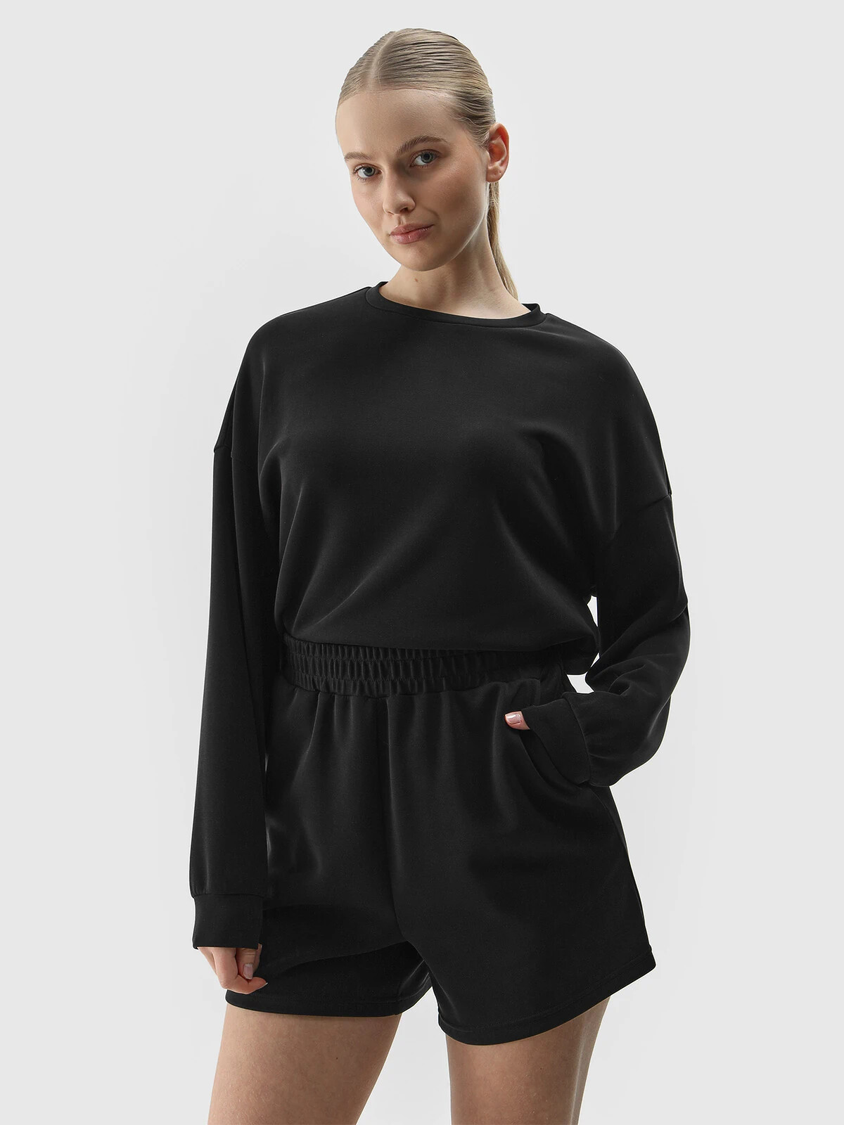 Women's sweatpants with modal 4F - black