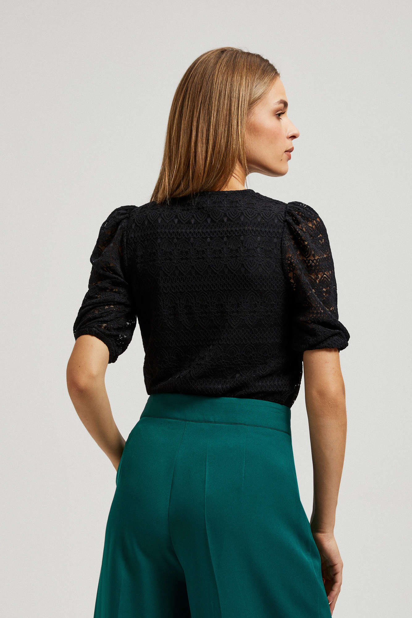 Lace blouse with puff sleeves