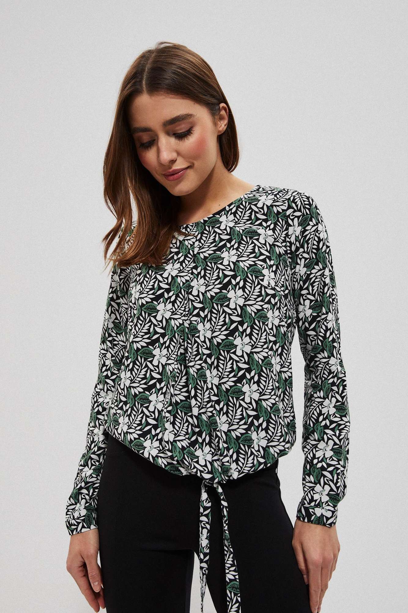 Shirt with plant print - black