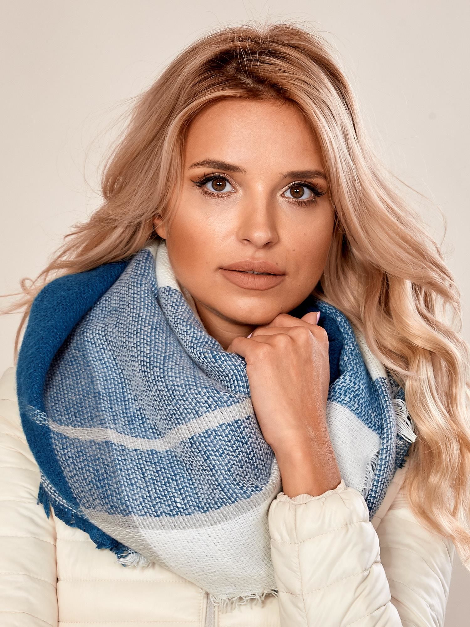 Knitted Women's Sea Scarf