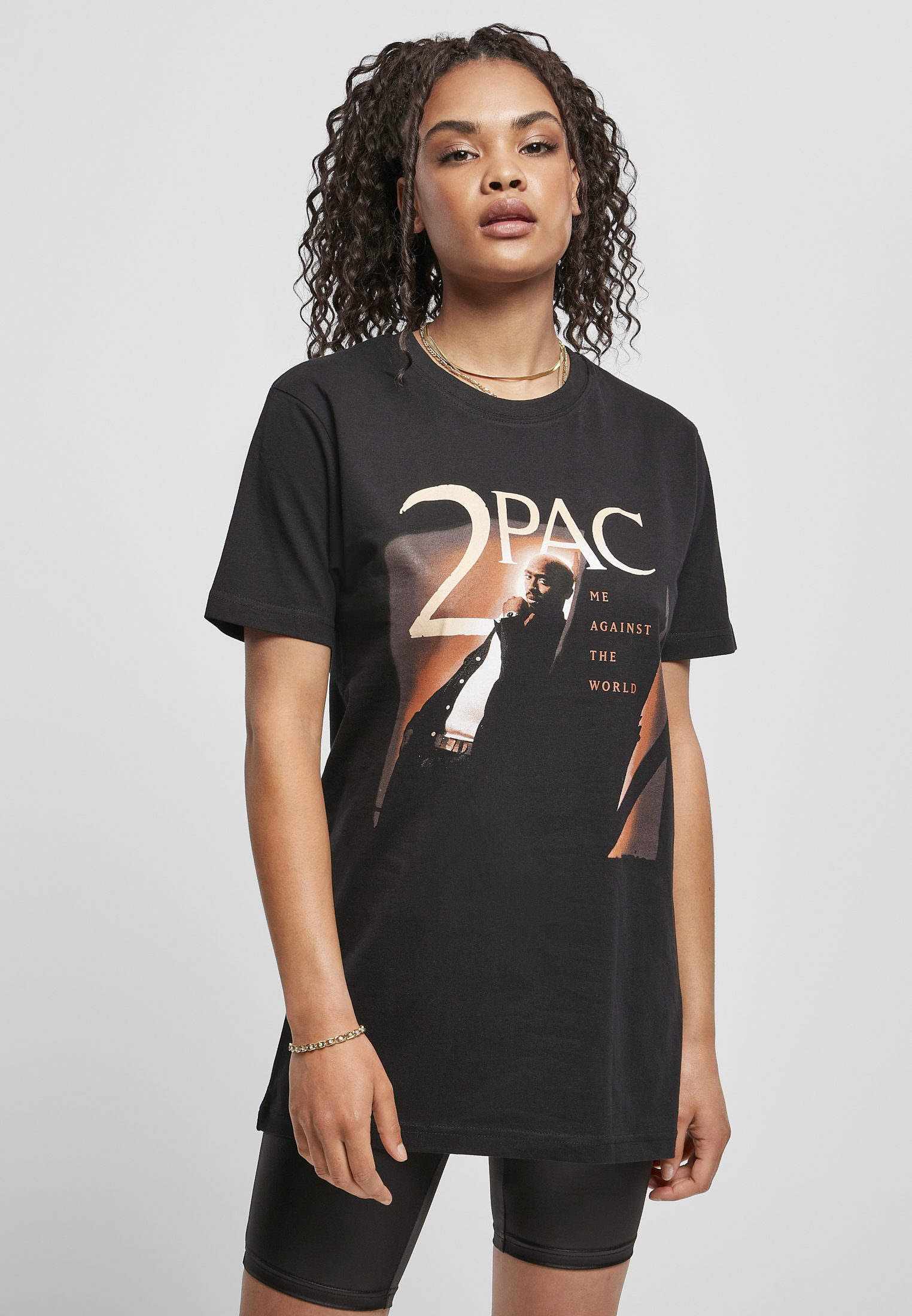 Doamnelor Tupac Me Împotriva World Cover Tee Black