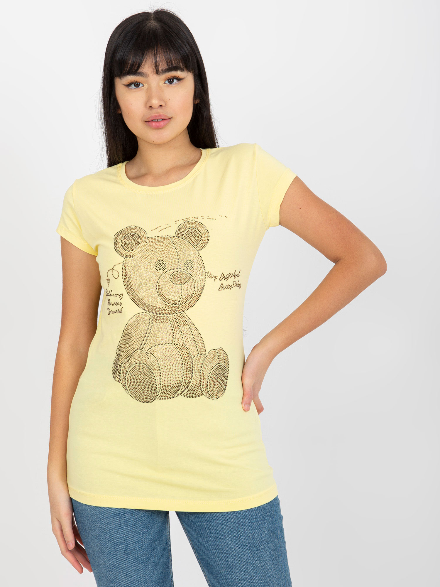 Levně Světle žluté vypasované tričko s aplikací medvídka