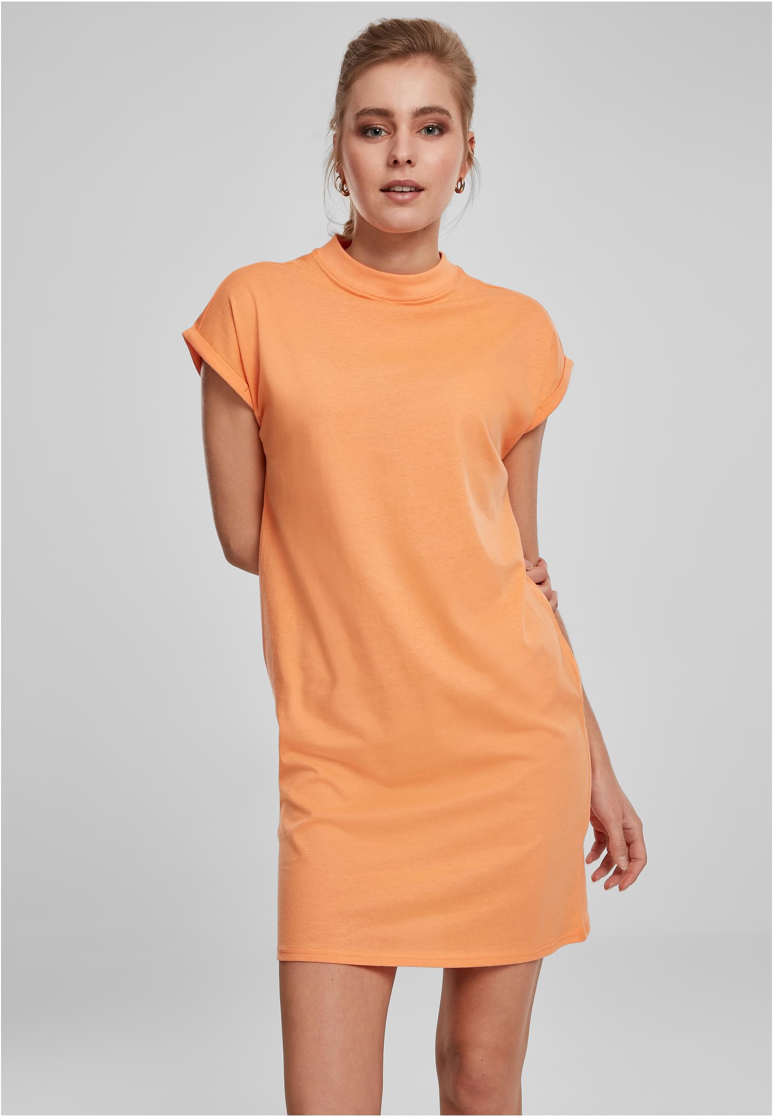 Women's tortoise dress with extended shoulders made of papaya