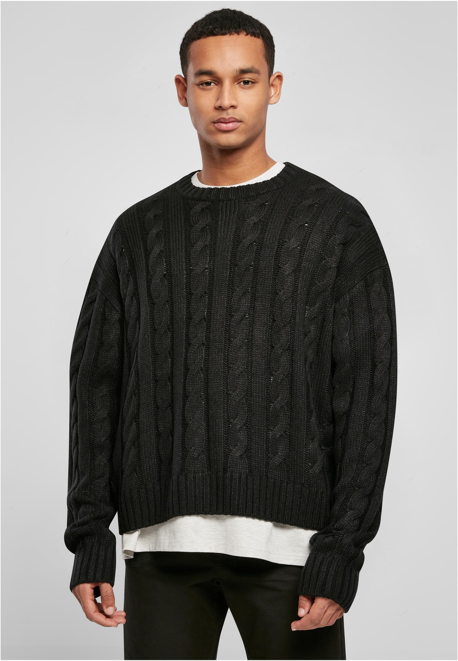 Boxy sweater black
