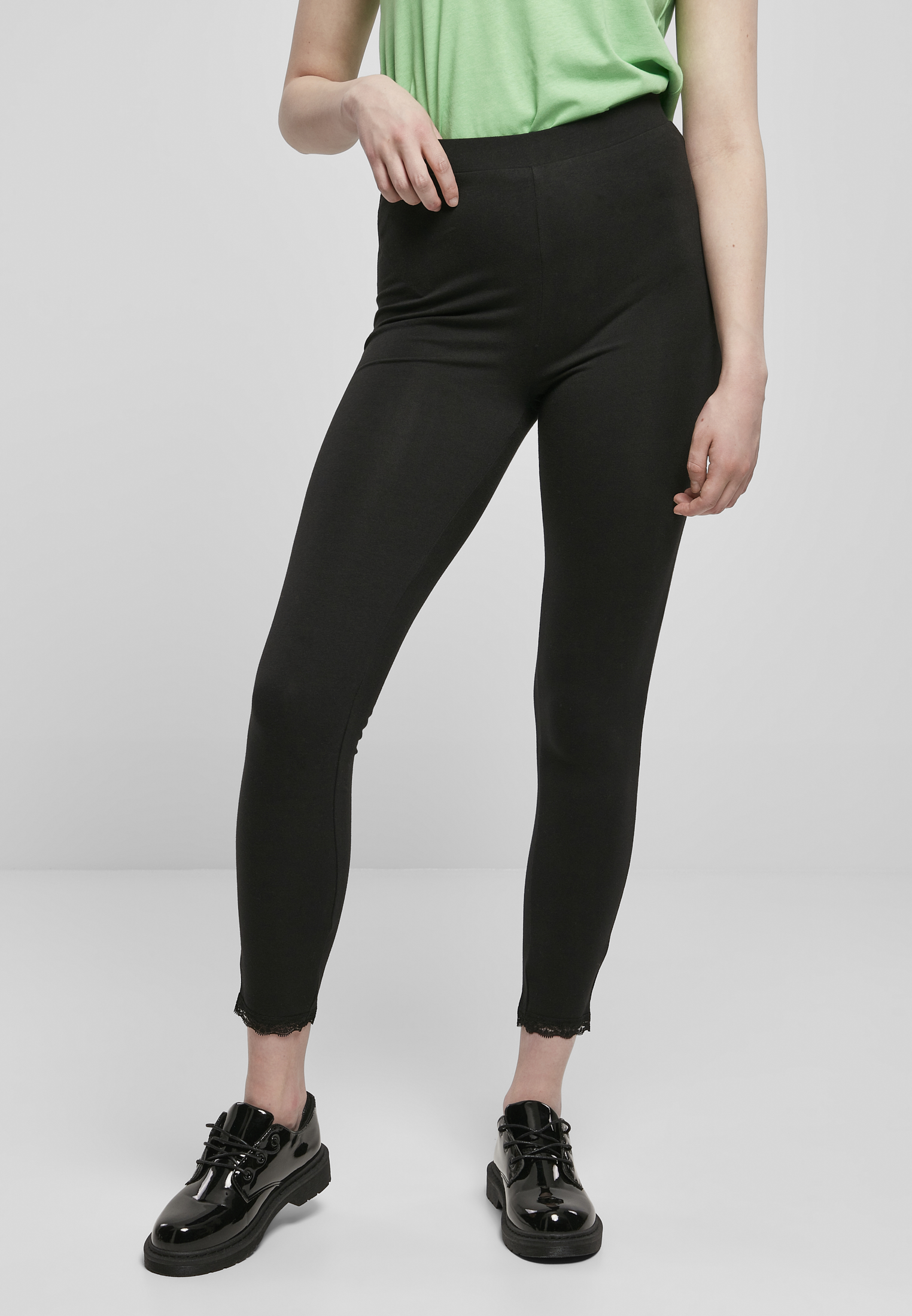 Women's leggings with lace trim black