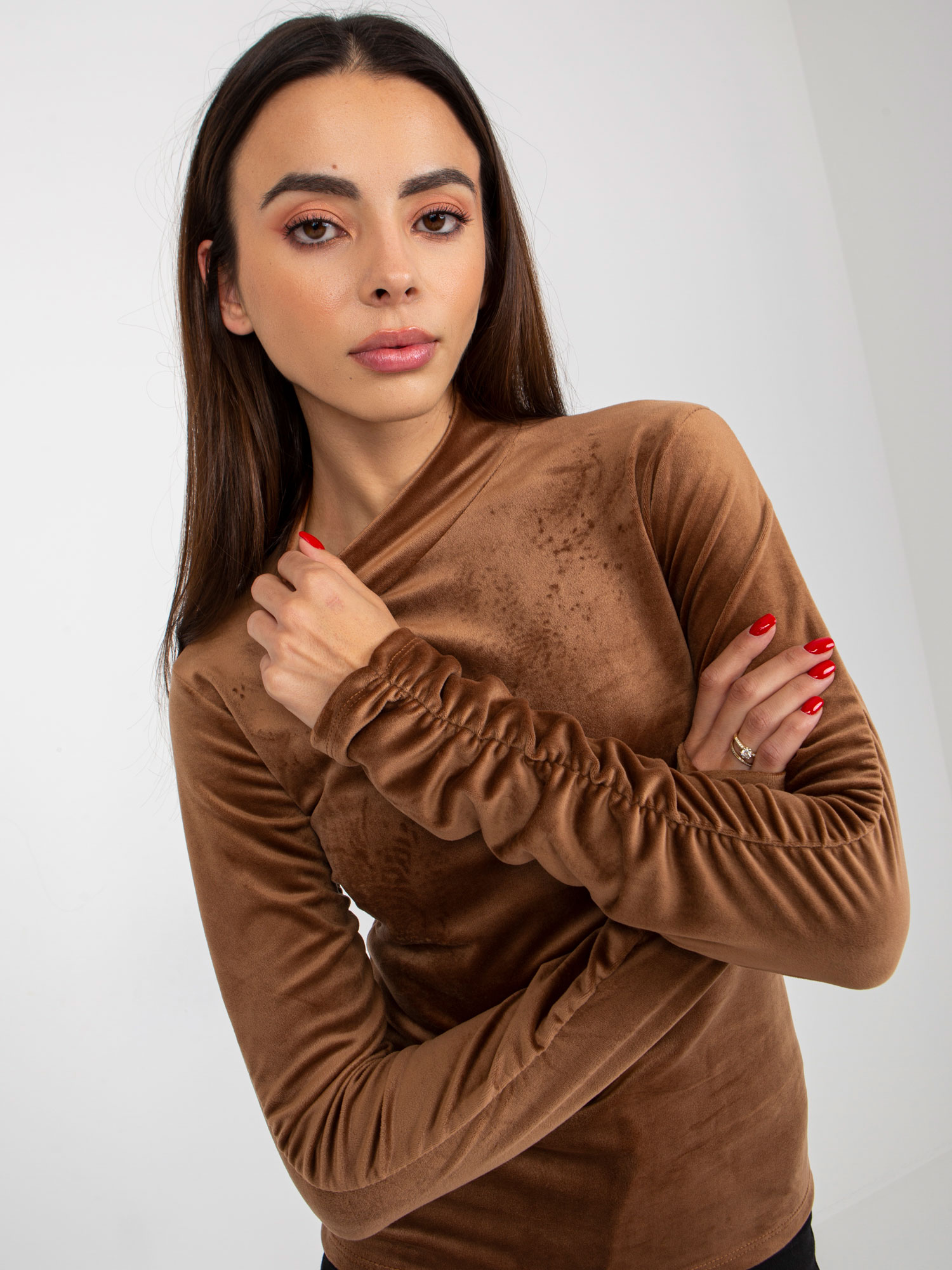 Brown velvet blouse RUE PARIS with ruffled sleeves