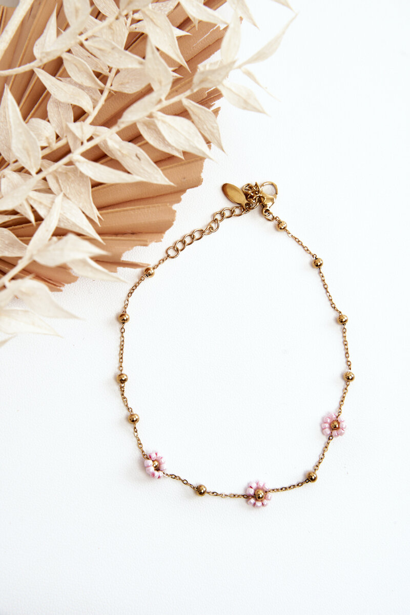 Ankle Bracelet With Rose Gold Flowers