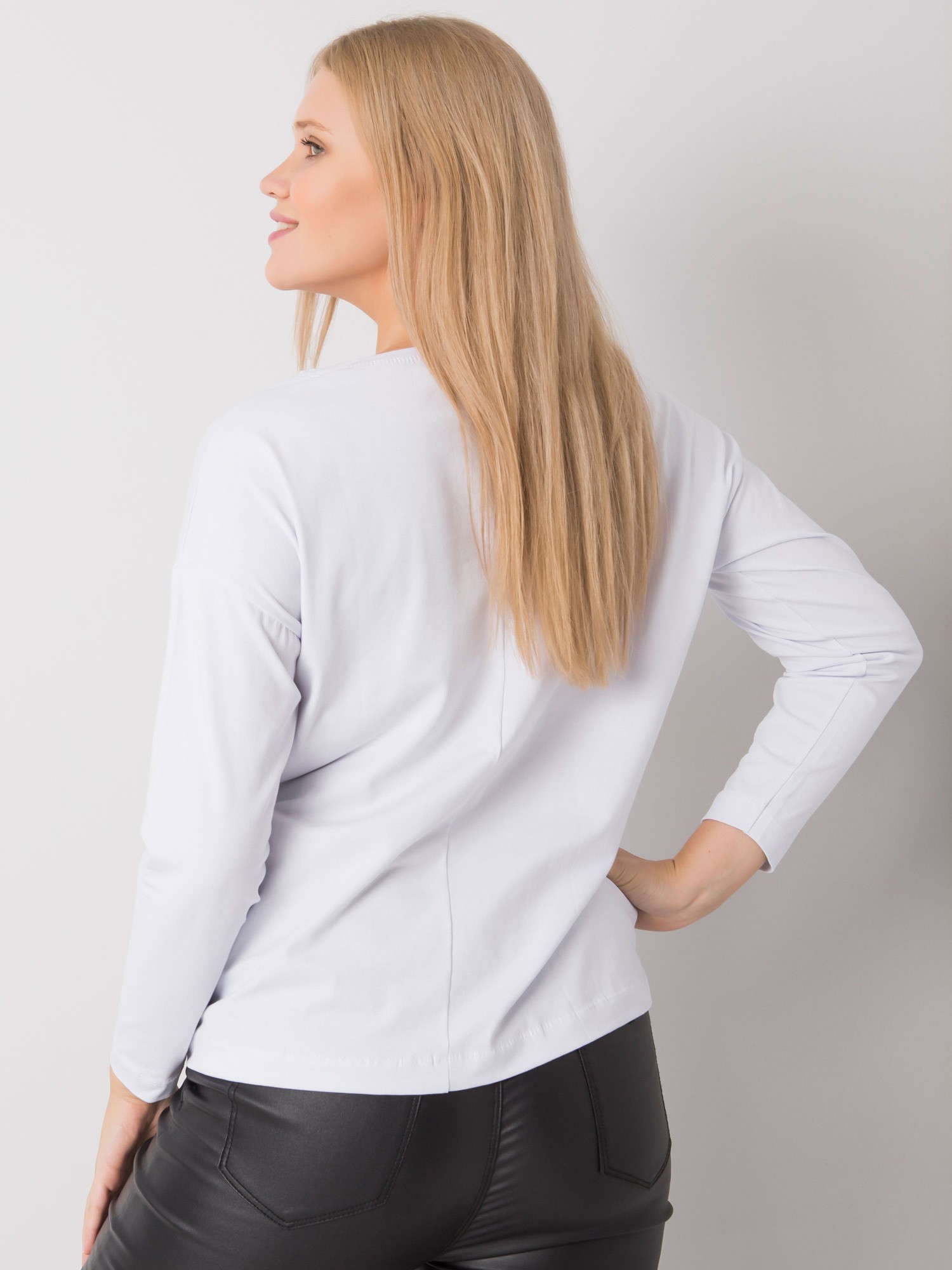 Larger White Blouse With Long Sleeves