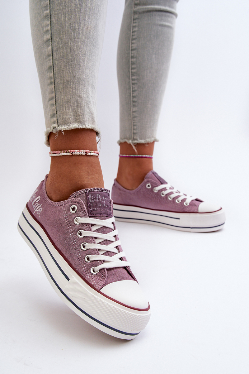 Women's sneakers with thick soles Lee Cooper purple
